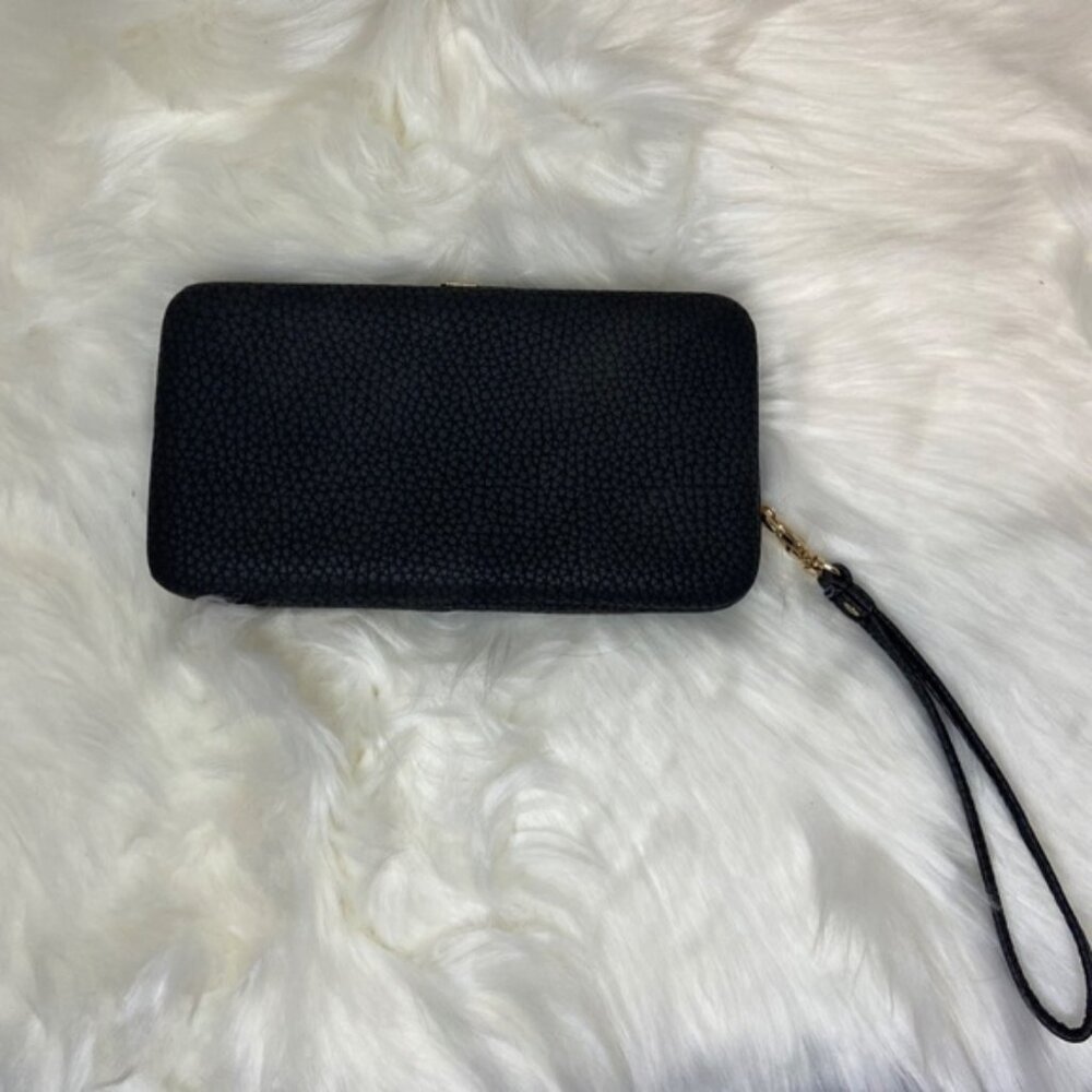Clear Out‼️ Black Bow Front Wristlet Purse